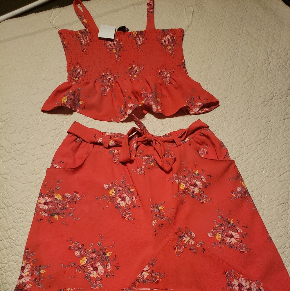 Pants and blouse set